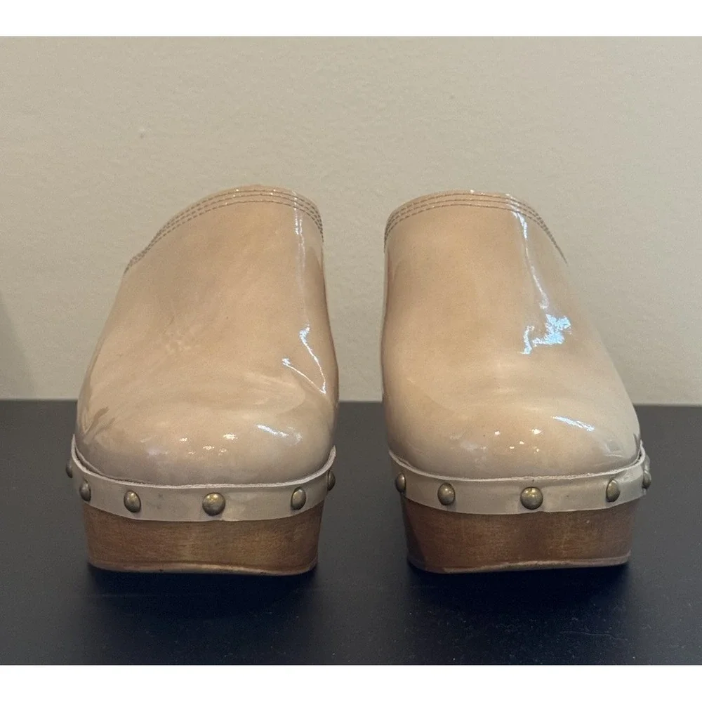 Penelope Chilvers Patent Leather Wedge Clogs Cream Anthropologie 39 8/8.5 $225